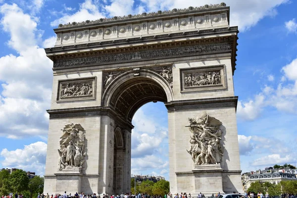 Paris Frankreich August 2018 Arc Triomphe Voller Menschen — Stockfoto