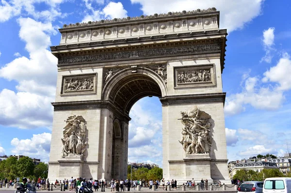 Paris France August 2018 Arc Triomphe Crowded Tourists — Stock Photo, Image