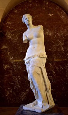 Paris, Fransa, 10 Ağustos 2018. Venüs de Milo, Louvre Müzesi.