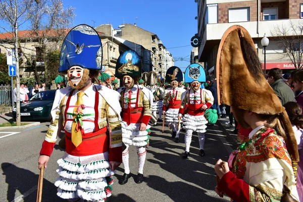 Célèbre Carnaval Défilé Rue Verin Avec Des Costumes Cigarrons Province — Photo