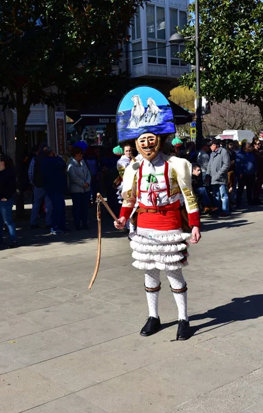 Słynny Karnawał Street Parade Verín Cigarrons Kostiumy Pierwszego Dnia Obchodów — Zdjęcie stockowe