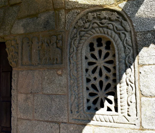 Előtti Román Visigothic Landmark San Derékszögű Tengelyek Francelos Középkori Kápolna — Stock Fotó