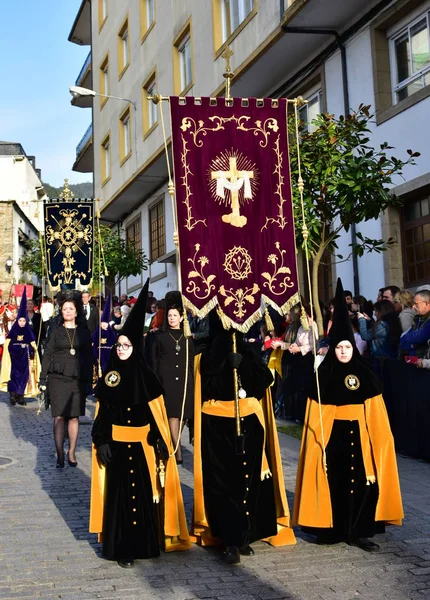 Spaanse Traditionele Heilige Week Met Religieuze Fraterniteit Processies Viveiro Spanje — Stockfoto