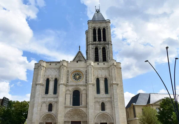 Базиліка Святого Дениса Західний Фасад Дощовий День Paris Франція — стокове фото