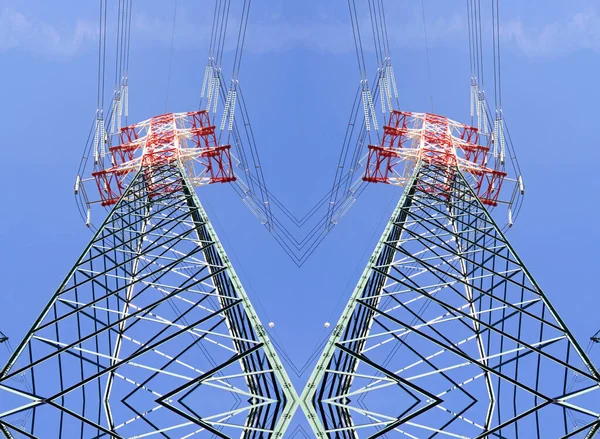 Pylons Coloridos Alta Tensão Vista Baixo Mais Mais Eletricidade Necessária — Fotografia de Stock