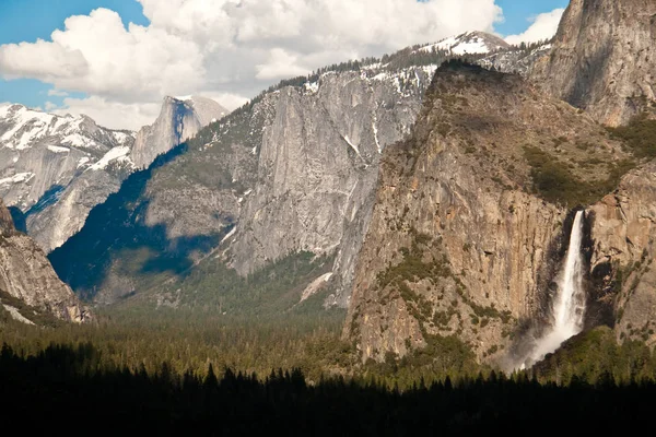 Yosemite Park Beutifull Waterfall California Springtime Usa — Stock Photo, Image