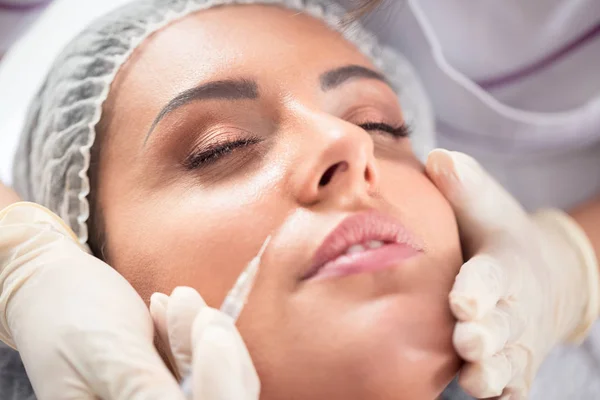 Kırışıklık Botox Onarım Güzellik Salonu Içinde Yakın Çekim — Stok fotoğraf