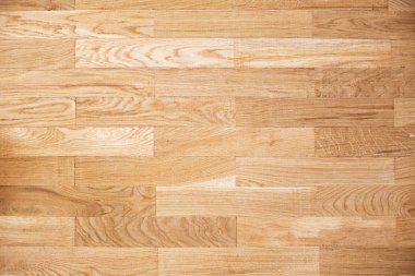 Birleştirilmiş parke yüksek hassasiyetli ve beceri bir şanslı ev ile yapılır