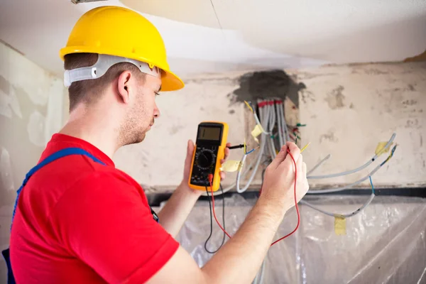 Huidige Distributie Systeemcontrole Met Unimer Voor Het Verzekeren Van Alle — Stockfoto