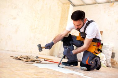 Kaldırma eski parke ve fayans bir noktada kazık kurnaz tamirci