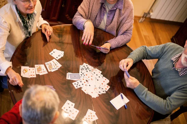 Bara Vänlig Kortspel Mellan Gamla Vänner Att Göra Tid Att — Stockfoto