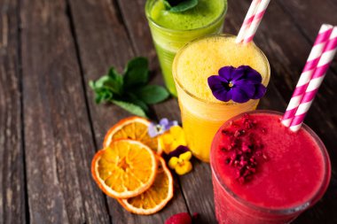 Vitami ile enerji artırma ve vücut ikmali için Smoothies