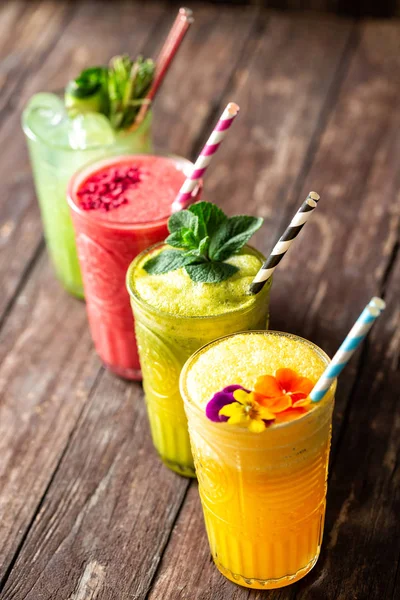 Four smoothies with great taste and instant energy boost packed — Stock Photo, Image