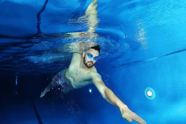 Knappe Zwemmer Het Zwembad Concept Van Onderwaterfotografie — Stockfoto