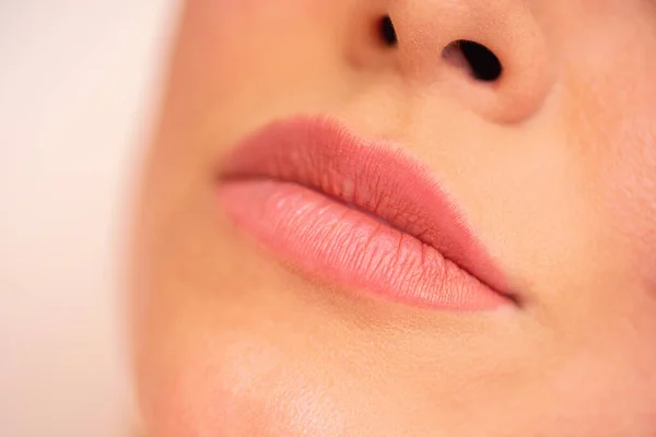 Lábios Uma Visão Perto Lábios Uma Mulher — Fotografia de Stock