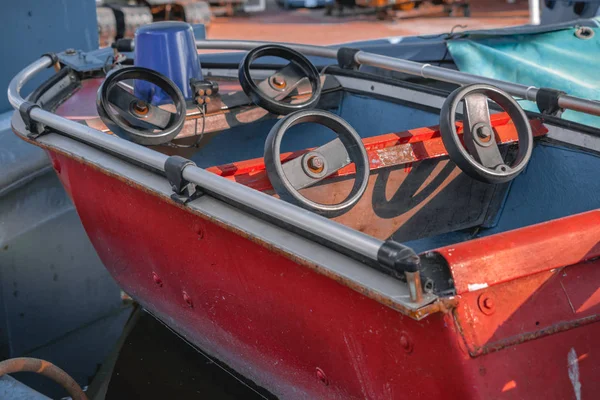 Selanik'in Aretsou semtinde terk edilmiş eski bir eğlence parkı 