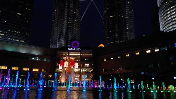 Kuala Lumpur Maleisië Februari 2018 Petronas Twin Towers Met Muzikale — Stockfoto