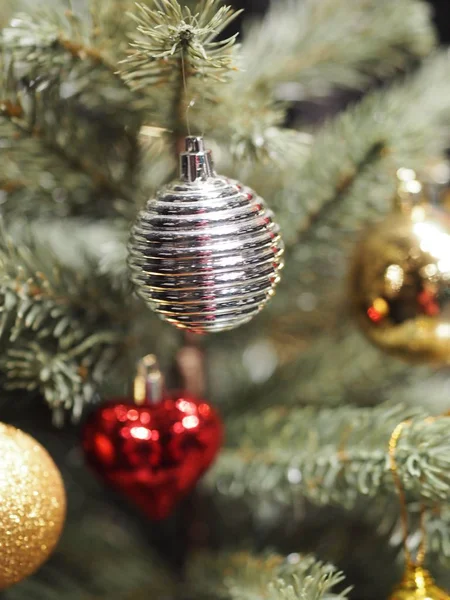 Dag Kerstcadeau Afsnijdsels Decoratie Vak Gekleurde Ballen Sneeuwbol Bell Notenkraker — Stockfoto
