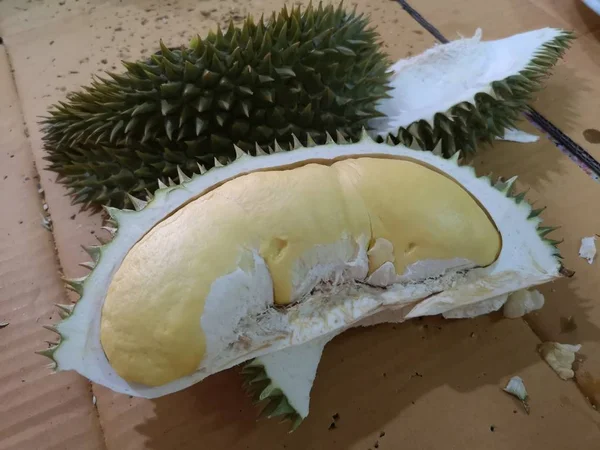 Der König Der Frucht Ist Fleisch Und Reifer Durian Innen — Stockfoto