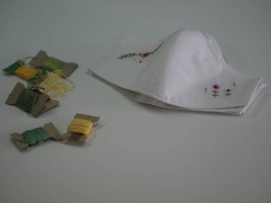 Pamuk Surat maskesi üzerine işlemeli çiçek desenleri toza karşı koruyucu başbakan 2.5, koronavirüs salgını, virüs covid-19 el yapımı DIY