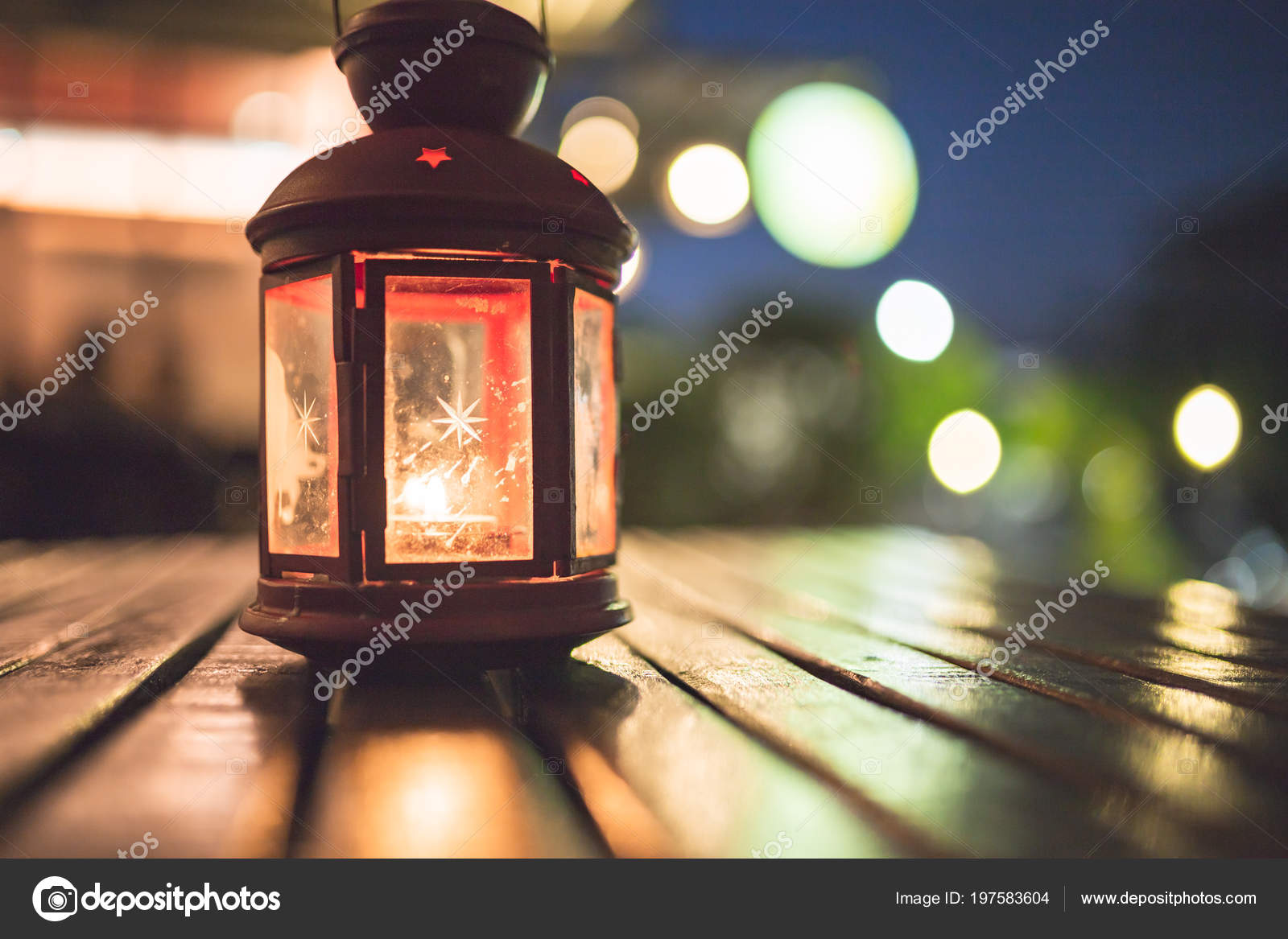 Abstract Candle Lantern Light Wood Table Blur Bokeh Pub Restaurant Abstract Candle Lantern Light On Wood Table In Blur Bokeh Pub Restaurant Dinner Background Concept For Ramadan Kareem Night Life Wooden Tabletop Dark