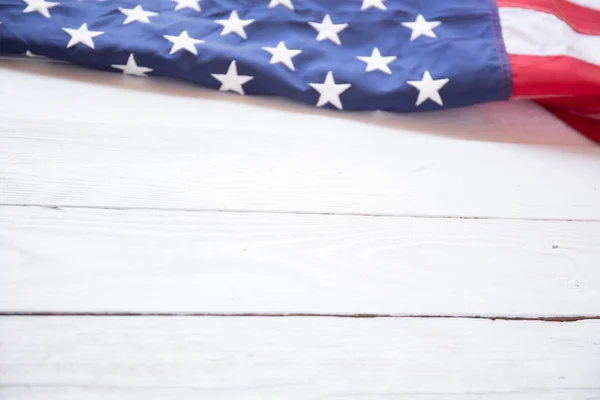 AntikA Amerika bayrağı kırmızı mavi beyaz desen arka plan sallayarak — Stok fotoğraf
