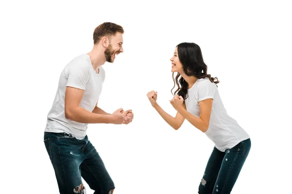 Emocional Joven Pareja Triunfando Sonriendo Uno Otro Aislado Blanco — Foto de Stock