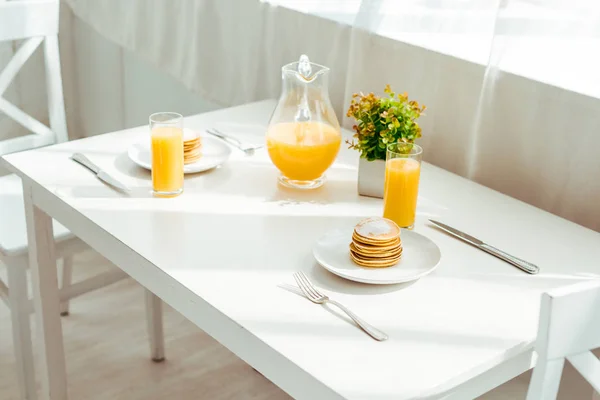 Sweet Pancakes Fresh Orange Juice Served Breakfast White Table — Stock Photo, Image