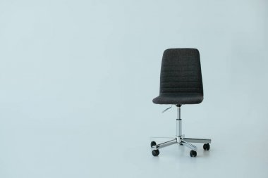 kopya alanı ile gri lüks siyah deri ofis koltuğu 