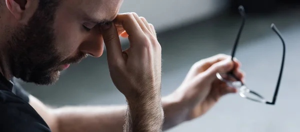 Panoramic Shot Depressed Man Closed Eyes Holding Glasses — Stock Photo, Image