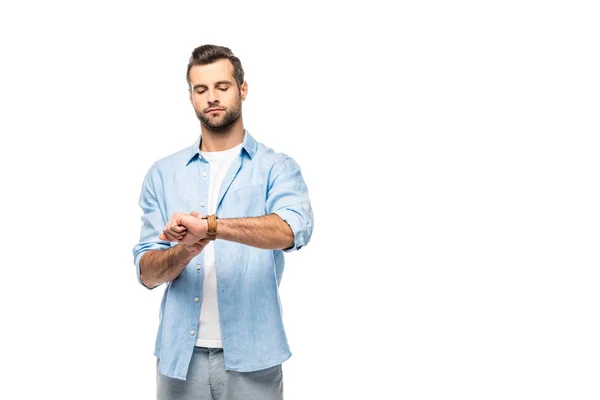 Hombre Serio Mirando Reloj Aislado Blanco Wih Espacio Copia — Foto de Stock