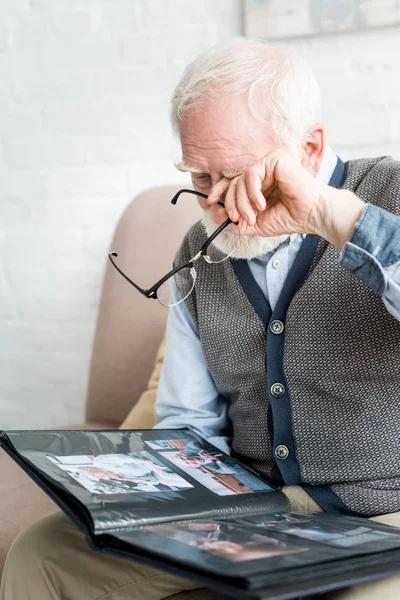 Upset Grey Haired Man Crying Holding Photo Album Hands — Stock Photo, Image