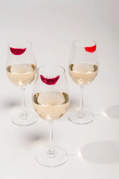 Lipstick Prints Champagne Glasses Alcohol White — Stock Photo, Image