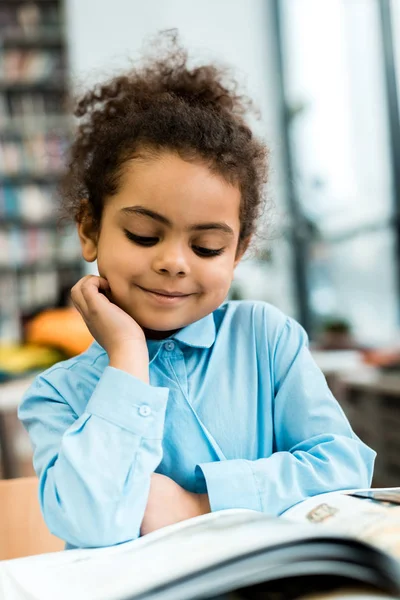 Selective Focus Happy African American Kid Smiling Looking Book Table — Stock Photo, Image