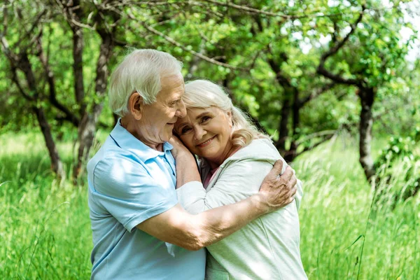 Cheerful Senior Man Hugging Happy Wife Grey Hair — Stock Photo, Image