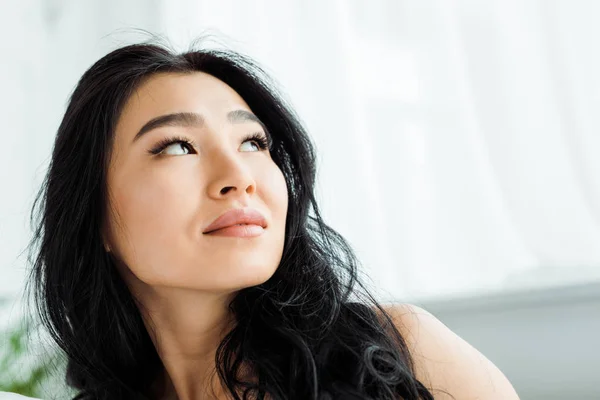 Low Angle View Pensive Attractive Thai Woman — Stock Photo, Image