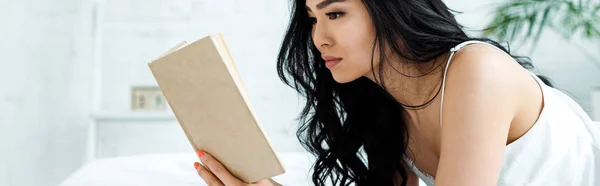 Panoramic Shot Brunette Thai Woman Reading Book Home — Stock Photo, Image