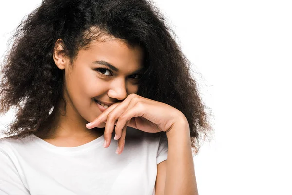 Encaracolado Menina Americana Africana Cobrindo Rosto Com Mão Olhando Para — Fotografia de Stock