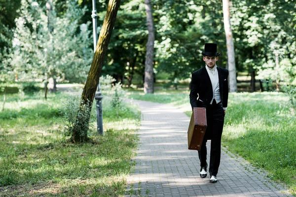 Handsome Victorian Man Hat Holding Baggage Walking — Stock Photo, Image