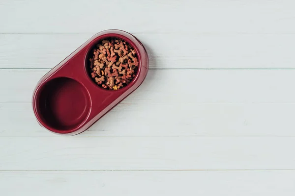 Top View Bowl Dog Food White Wooden Surface — Stock Photo, Image