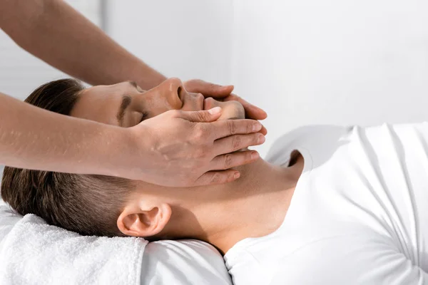 Cropped View Masseur Standing Man Closed Eyes Touching His Face — Stock Photo, Image