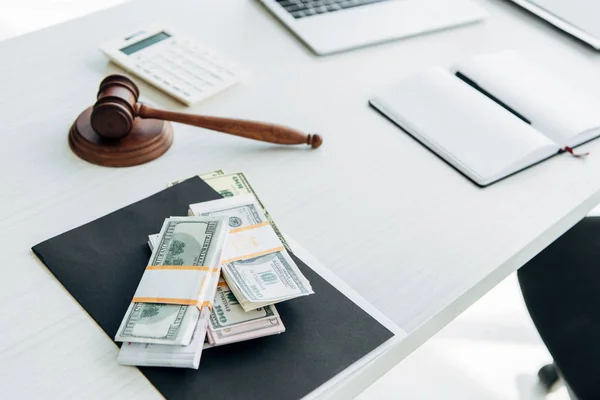 Selective Focus Money Gavel Judge Folder Office — Stock Photo, Image