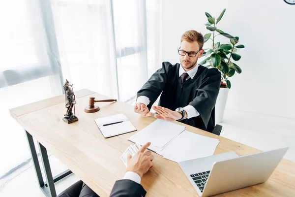 Cropped View Man Holding Dollar Banknotes Judge Glasses Gesturing Office — Stock Photo, Image