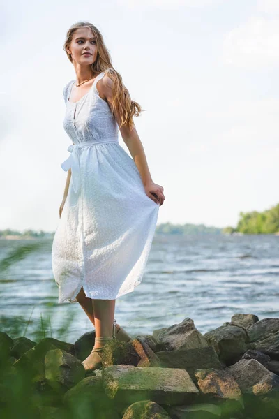 Selective Focus Beautiful Girl White Dress Walking Rocky River Shore — Stock Photo, Image