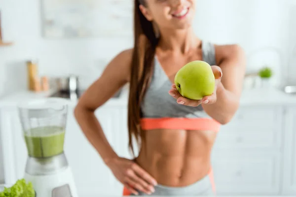 Cropped View Cheerful Girl Standing Hand Hip Holding Apple — Stock Photo, Image