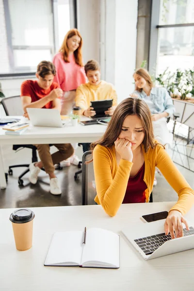 Selective Focus Smiling Schoolchildren Sad Girl Using Laptop — Stock Photo, Image