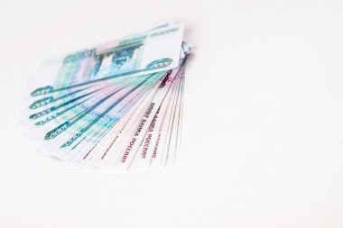 kopya alanı ile beyaz izole Rus banknotseçici odak