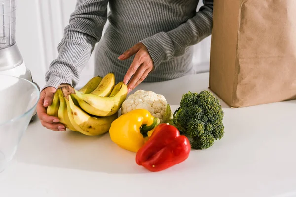 Cropped View Girl Touching Bananas Vegetables — Stock Photo, Image
