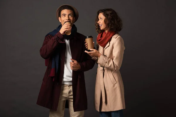Smiling Stylish Interracial Couple Autumn Outfit Holding Coffee Talking Black — Stock Photo, Image