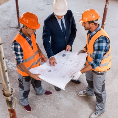 İnşaatçılar ve iş adamlarının genel bakış açısı 
